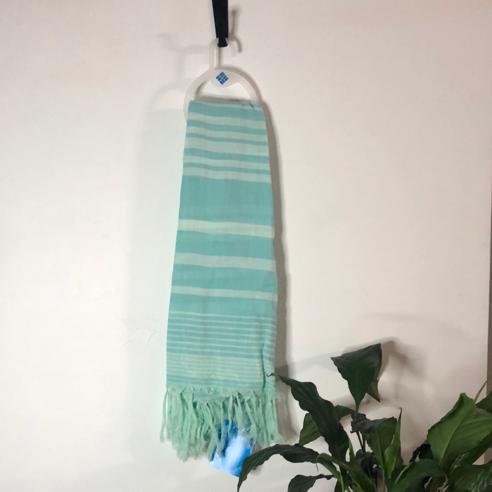 Columbia Women’s Scarf